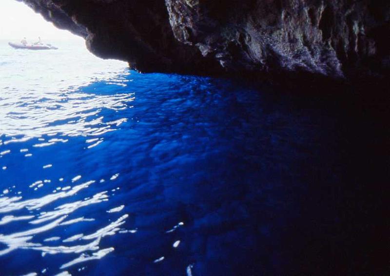 79-Castro,grotta azzurra,26 agosto 1988.jpg